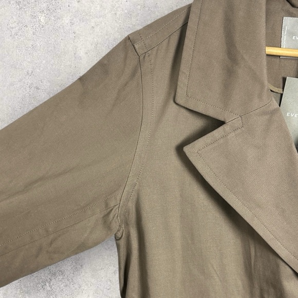 NWT Everlane The Drape Trench Coat Tan Beige Minimalist Size Large Jacket NEW L - Picture 11 of 14